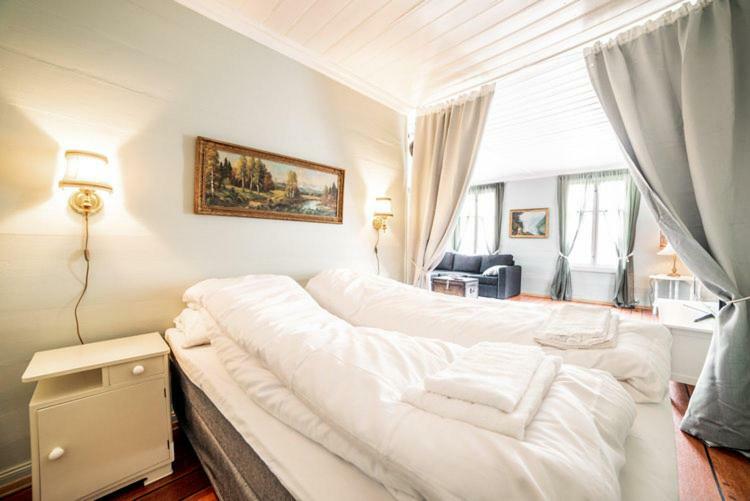 Laerdalsoren Motor Guesthouse Laerdalsoyri Ngoại thất bức ảnh
