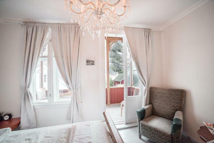 Laerdalsoren Motor Guesthouse Laerdalsoyri Ngoại thất bức ảnh